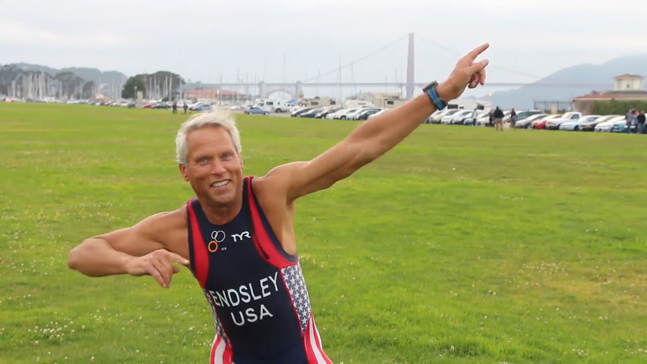 Triathlete Runs After Knee Replacement