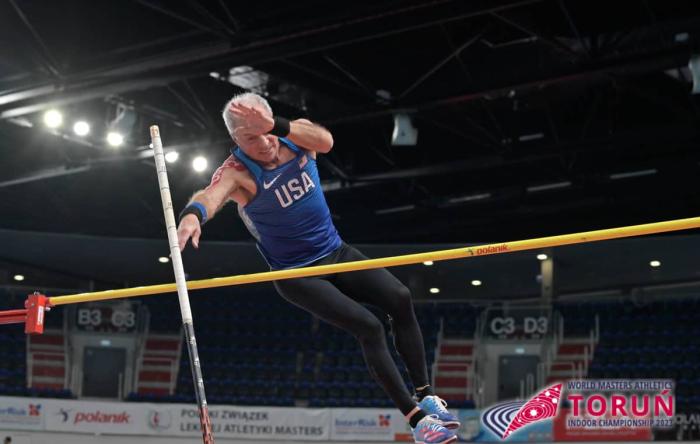 Pole Vaulter Athlete Back to Sport After Injection Therapy